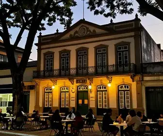 Bar Ocidente: Descubra o Charme e a História de um dos Bares Mais Icônicos de Porto Alegre