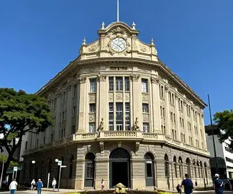 Descubra o Farol Santander em Porto Alegre: Uma Joia da Arquitetura e Cultura