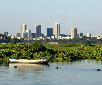 Descubra o Fascínio do Passeio de Barco pelo Delta do Jacuí em Porto Alegre