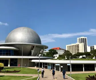 Descubra o Planetário Professor José Baptista Pereira da UFRGS em Porto Alegre