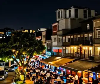 Explorando a Vida Noturna em Porto Alegre: O Que Fazer à Noite