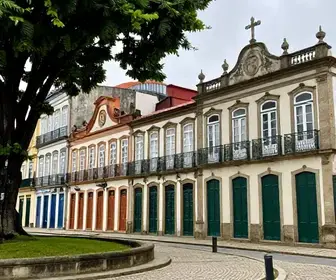 Explore a História de Porto Alegre: Caminhada pelo Centro Histórico