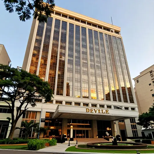 Hotel Deville Prime Porto Alegre: Conforto e Sofisticação